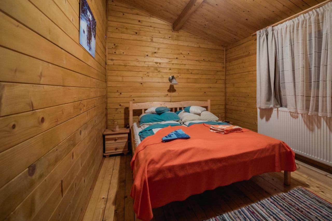 Biotour Camping & Restaurant Ghimes-Faget Екстер'єр фото