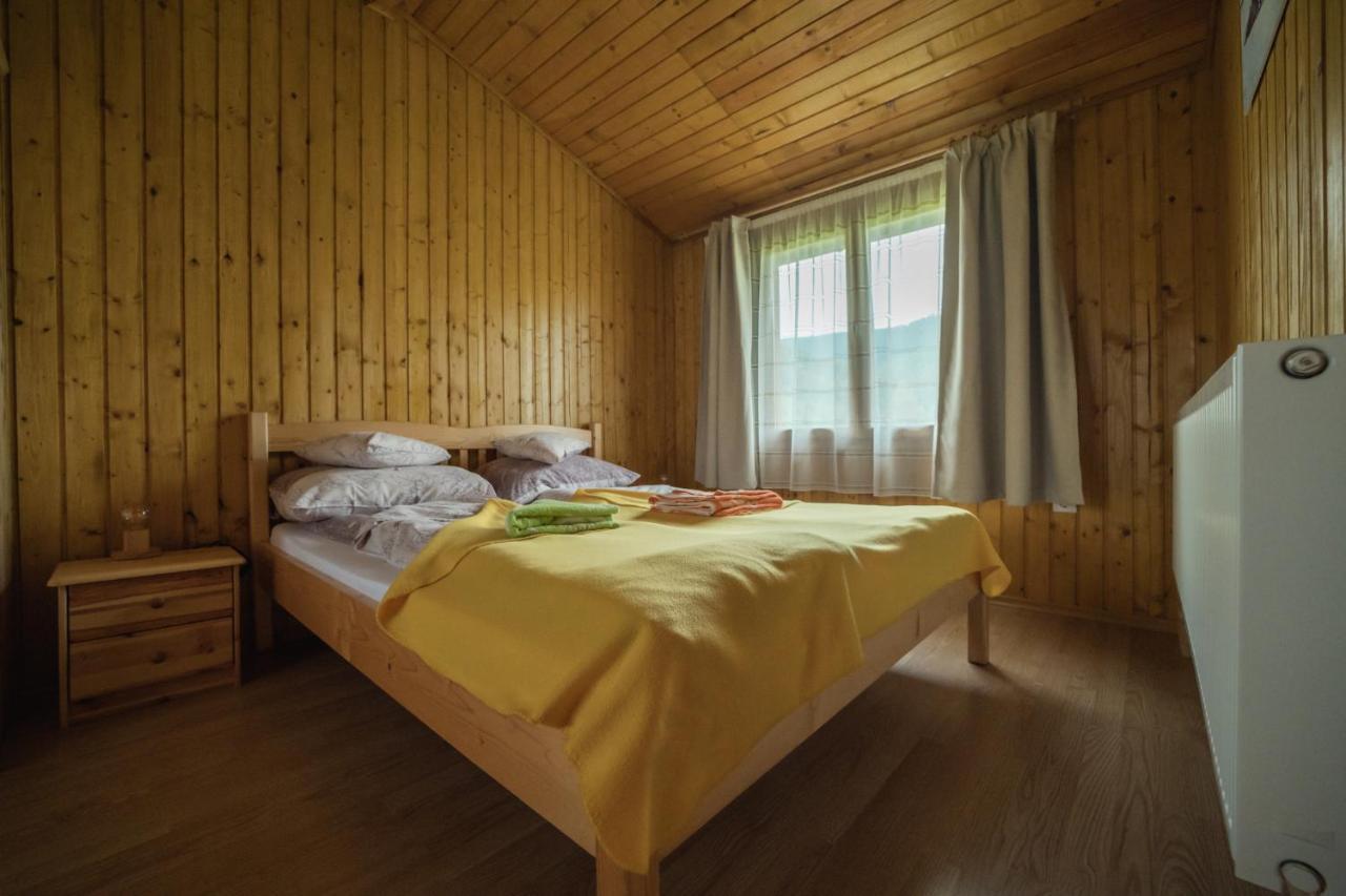 Biotour Camping & Restaurant Ghimes-Faget Екстер'єр фото