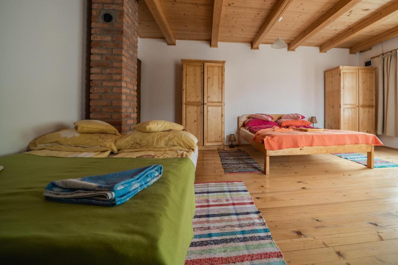 Biotour Camping & Restaurant Ghimes-Faget Екстер'єр фото