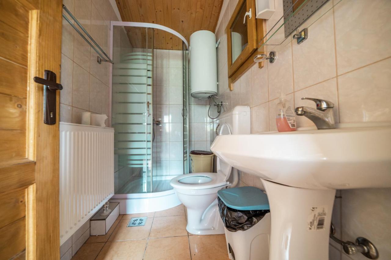 Biotour Camping & Restaurant Ghimes-Faget Екстер'єр фото