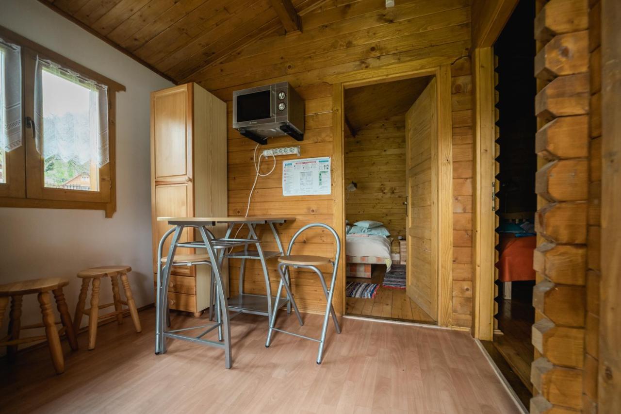 Biotour Camping & Restaurant Ghimes-Faget Екстер'єр фото