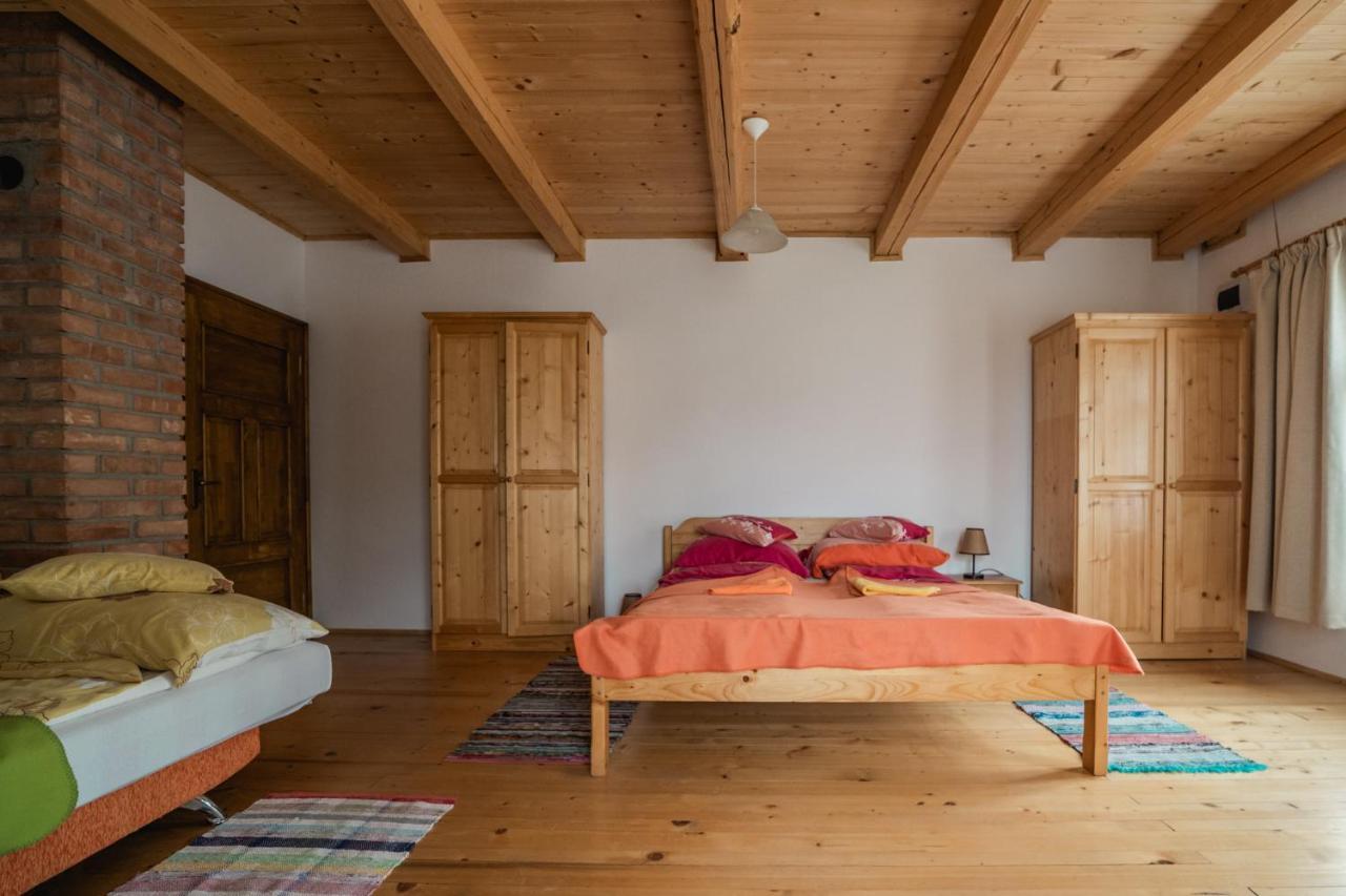 Biotour Camping & Restaurant Ghimes-Faget Екстер'єр фото
