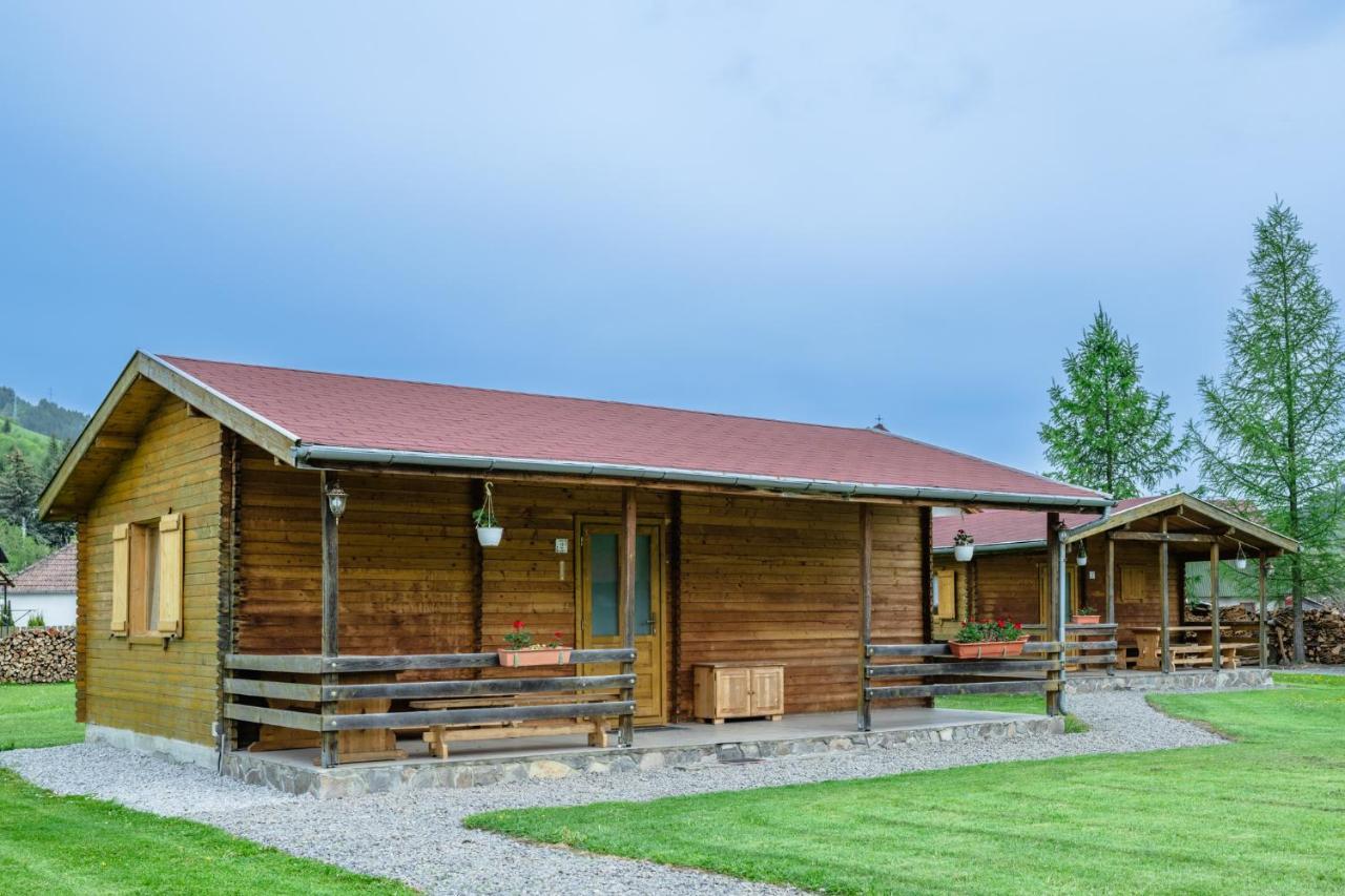 Biotour Camping & Restaurant Ghimes-Faget Екстер'єр фото
