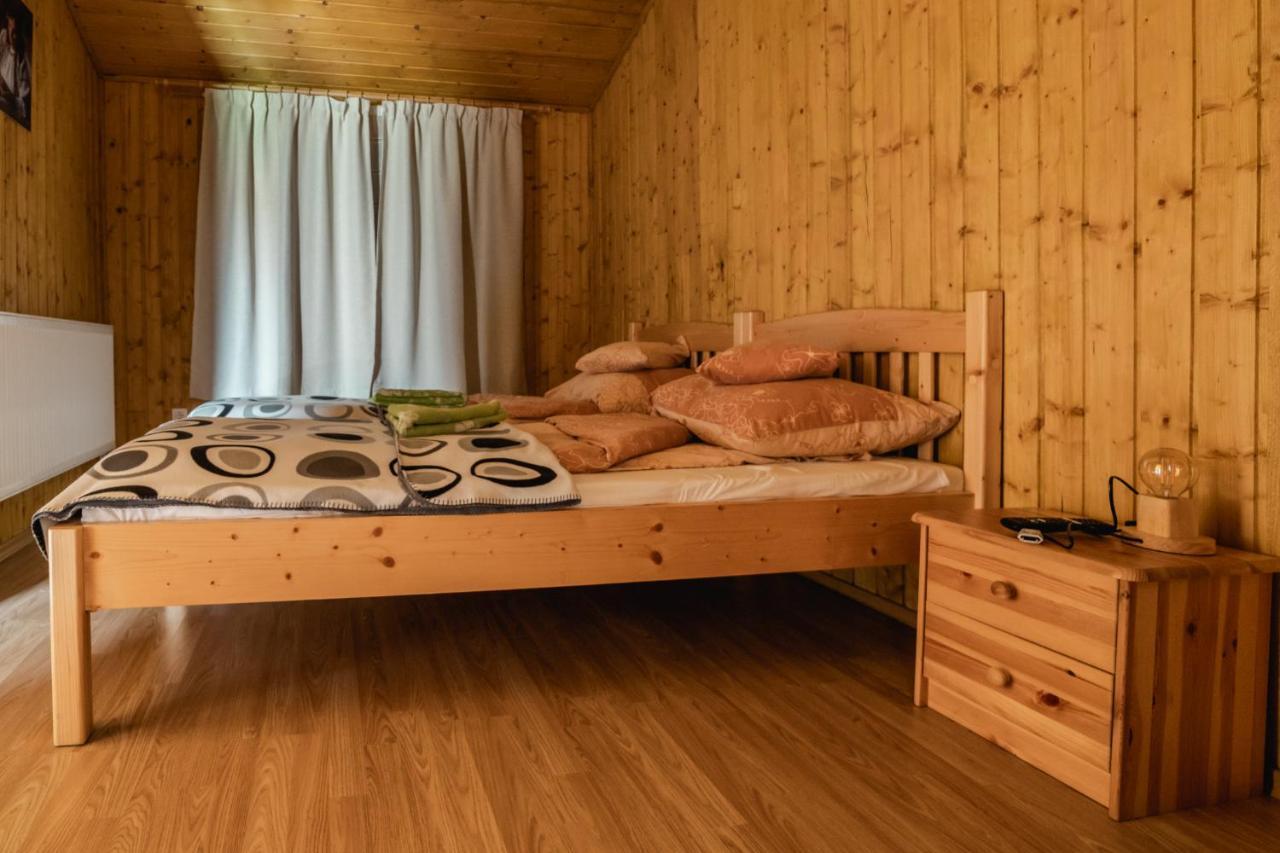 Biotour Camping & Restaurant Ghimes-Faget Екстер'єр фото