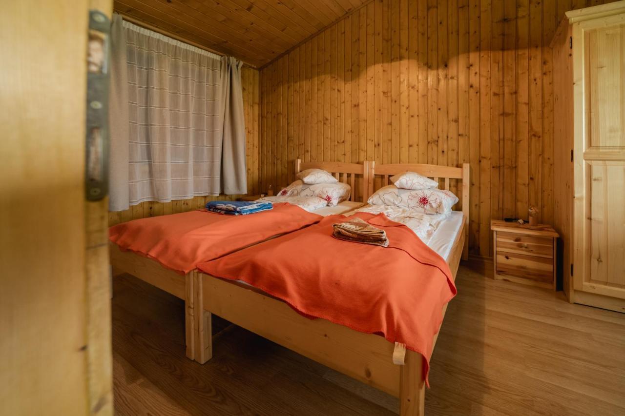Biotour Camping & Restaurant Ghimes-Faget Екстер'єр фото