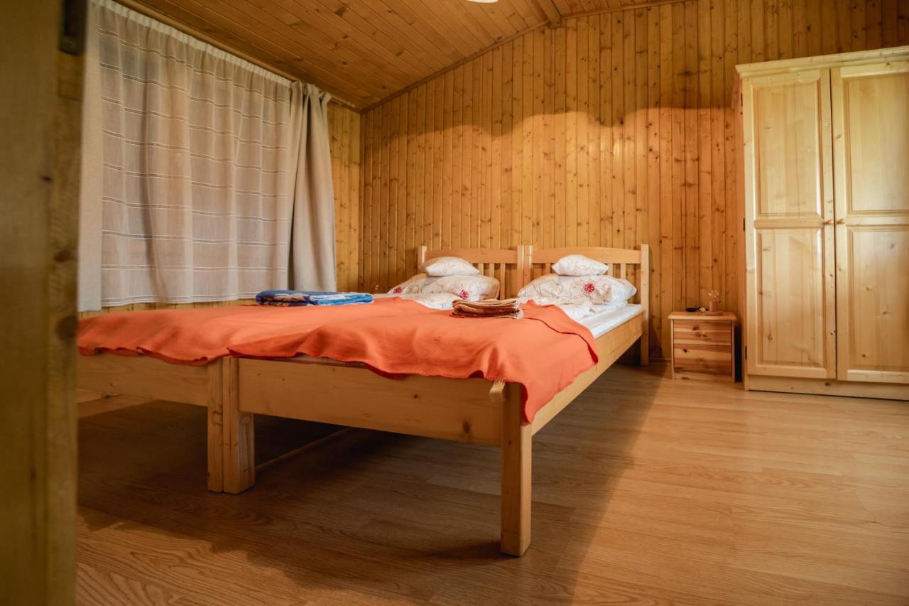 Biotour Camping & Restaurant Ghimes-Faget Екстер'єр фото